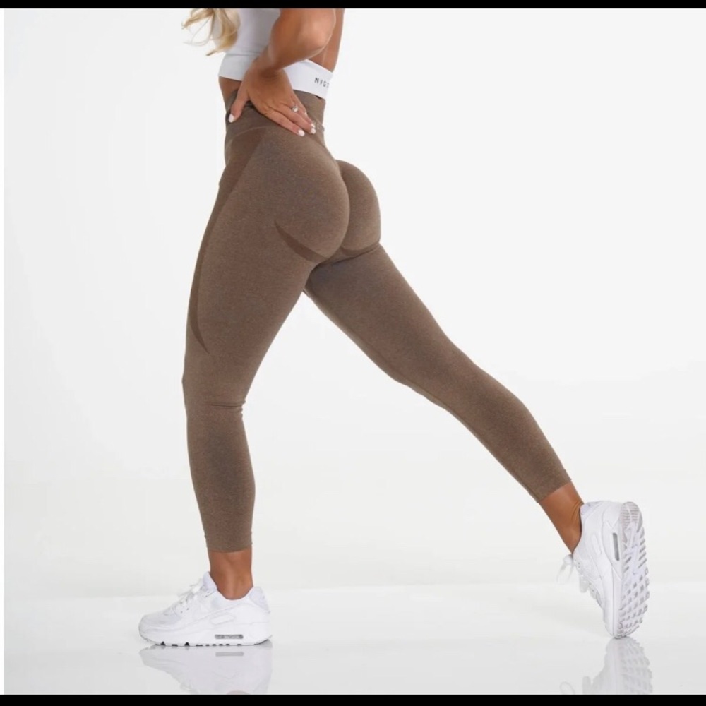 LOOKING FOR TRADE!! NVGTN Mocha Leggings Small